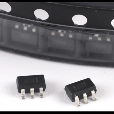 Новый оригинальный небольшой электроники электронные компоненты микросхемы Tontek Ttp223-Ba6 контроллер сенсорного экрана Ics Sot23-6 на складе